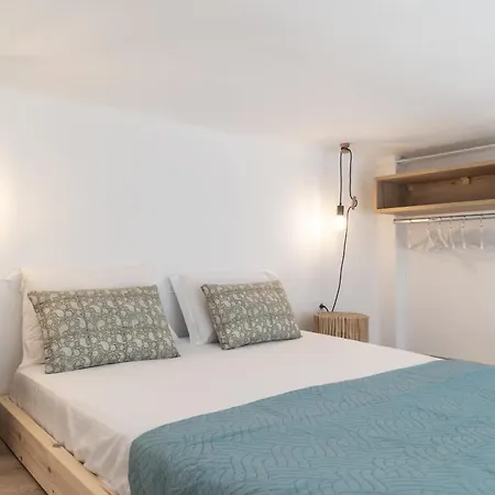 Akti Waterfront Modern Lofts - Pelagos Adamantas (Milos)