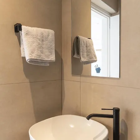 Akti Waterfront Modern Lofts - Pelagos Adamantas (Milos)